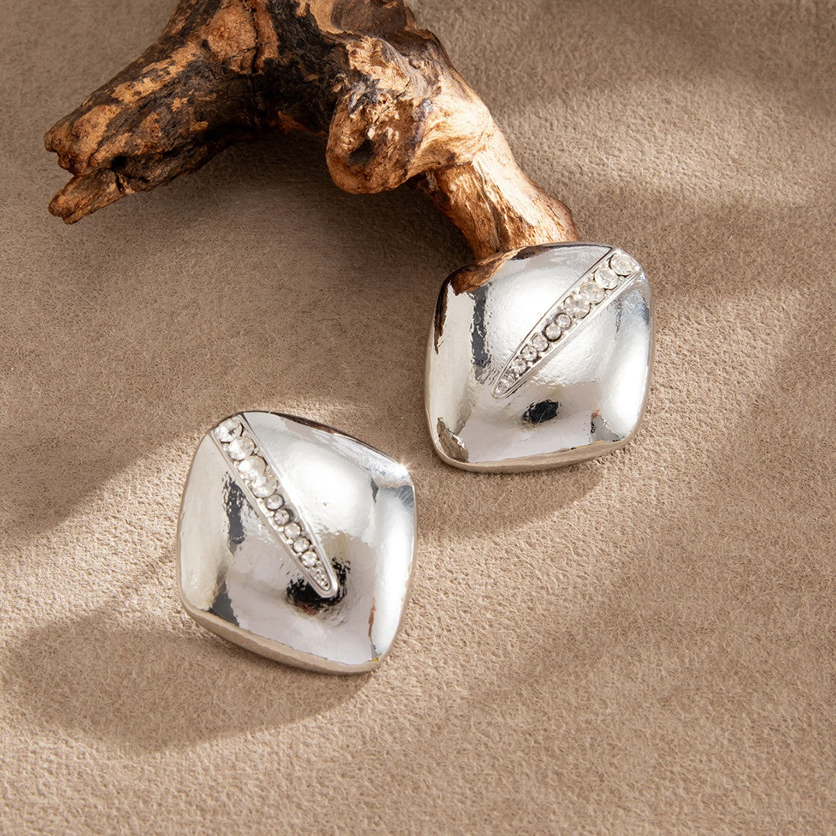 Classy Geometric Rhombus Stud Earrings