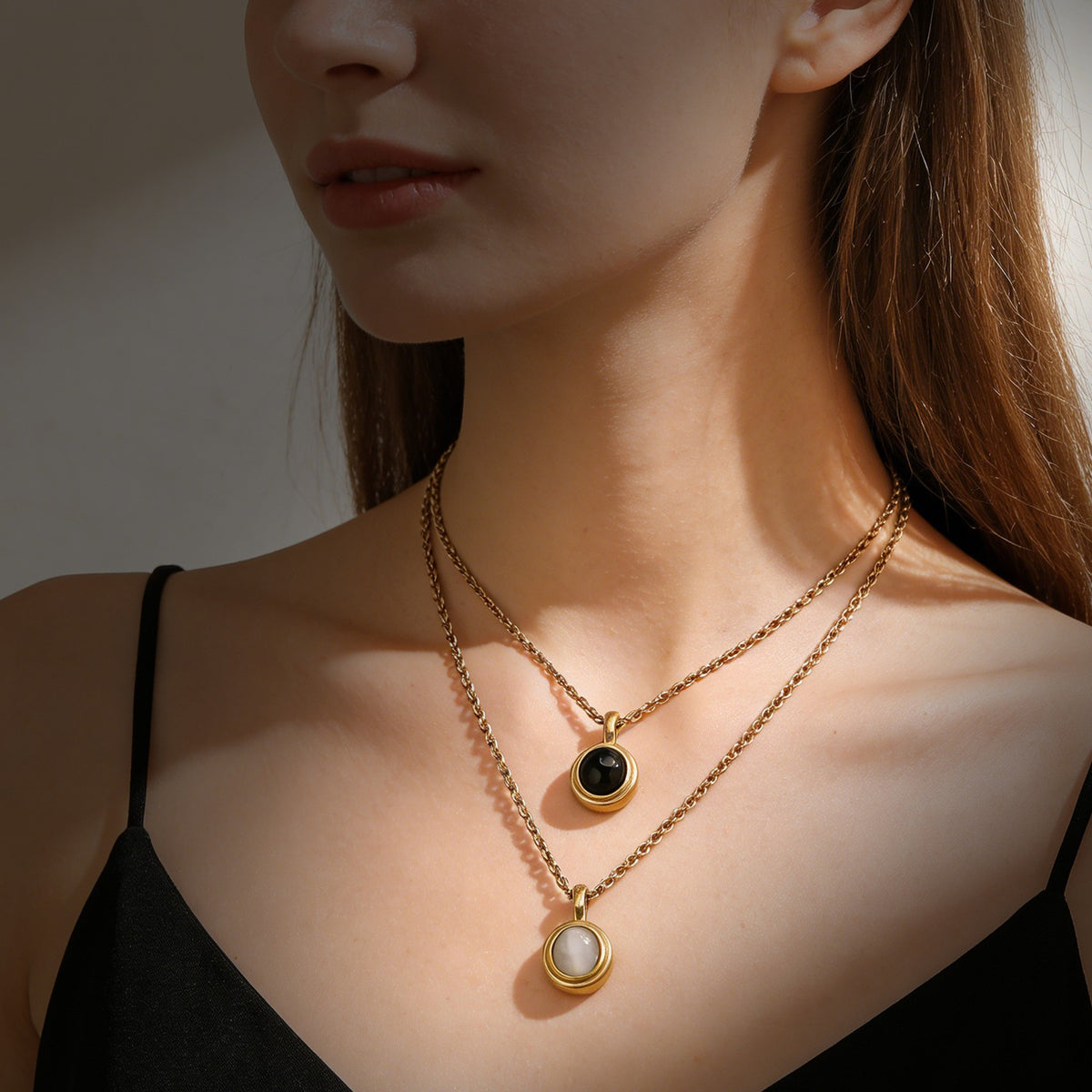 18k Classy Oval Cat's Eye Necklace