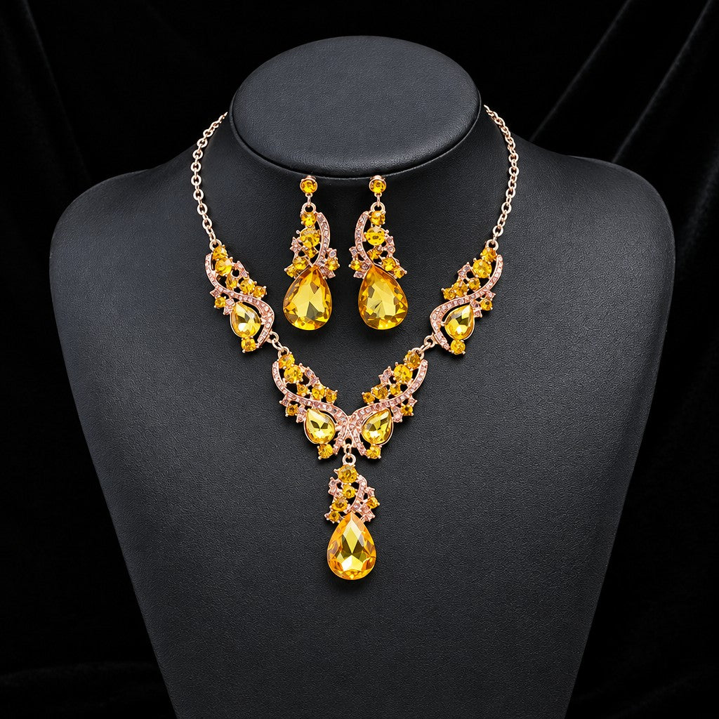 Elegant Vintage Green Leaf Teardrop Necklace & Earring Set