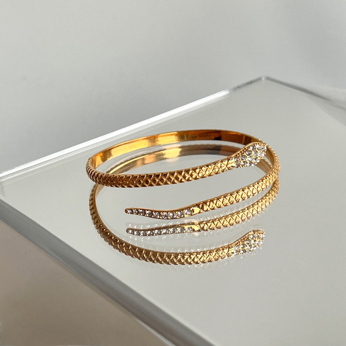 18k Vintage Pave Snake Bangle