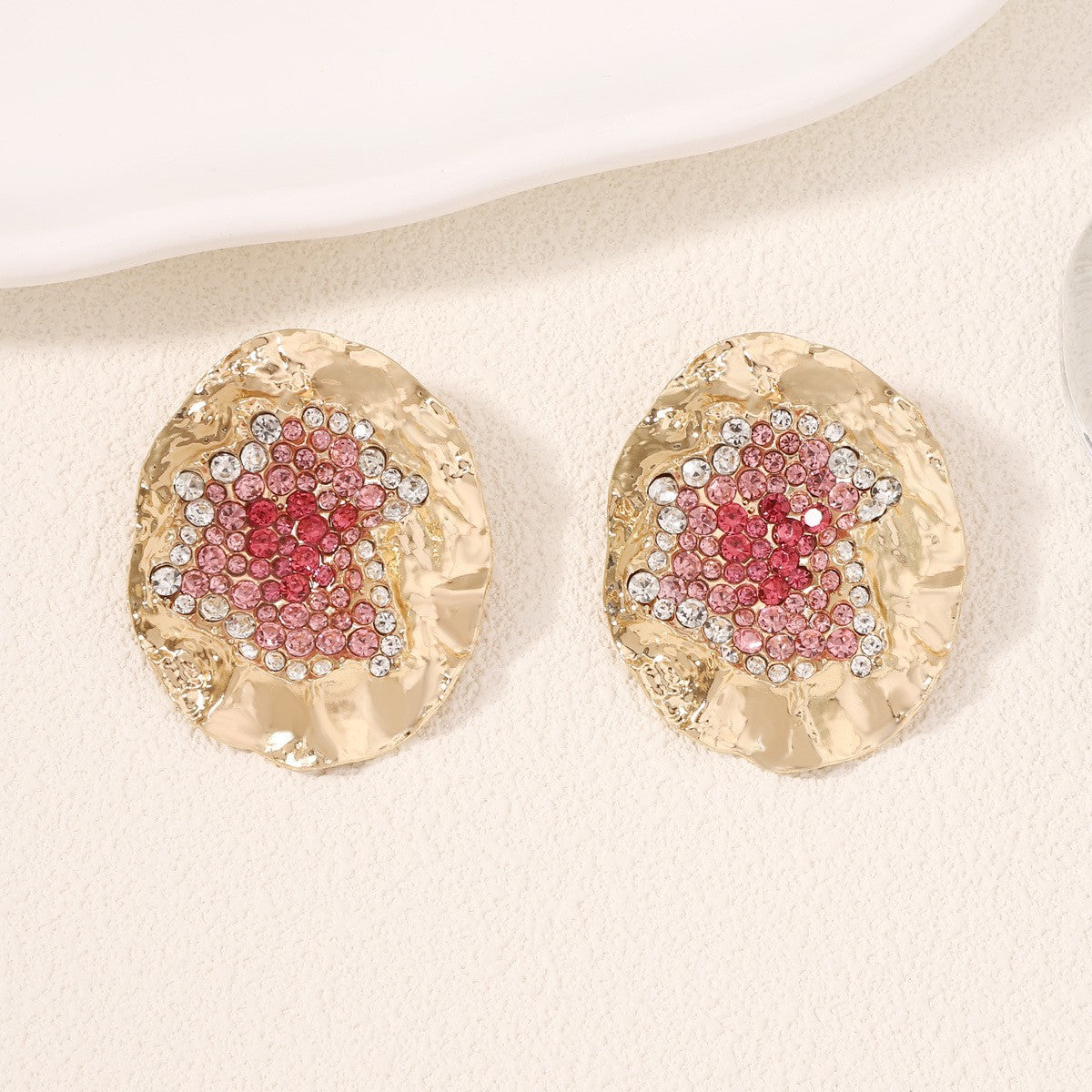 Classy Hammered Oval Rhinestone Stud Earrings