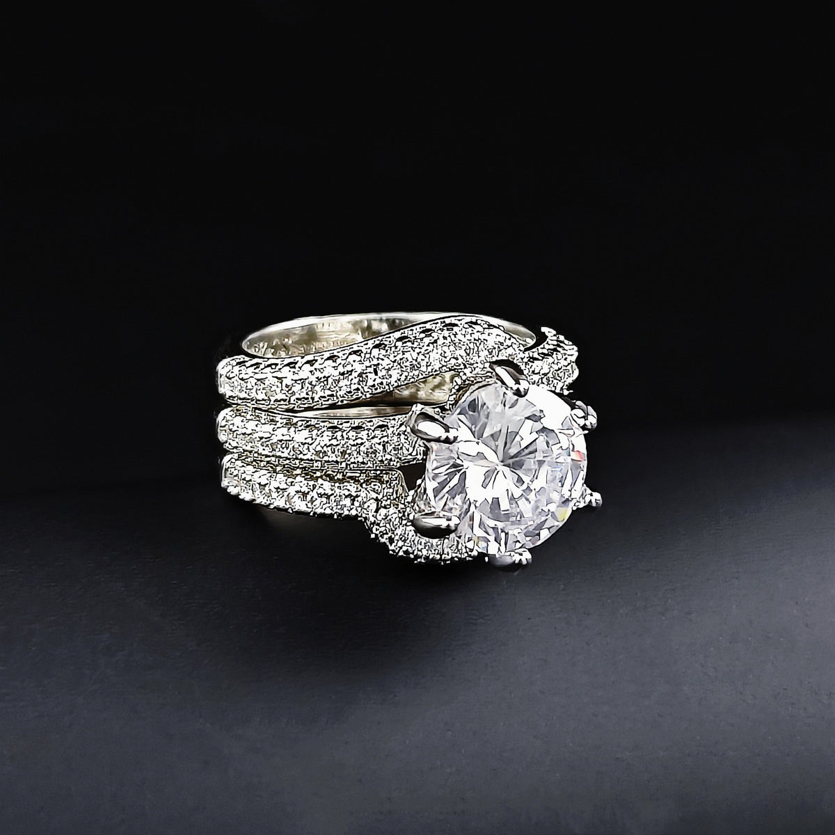 Classy Round Zirconia 3pc Ring Set