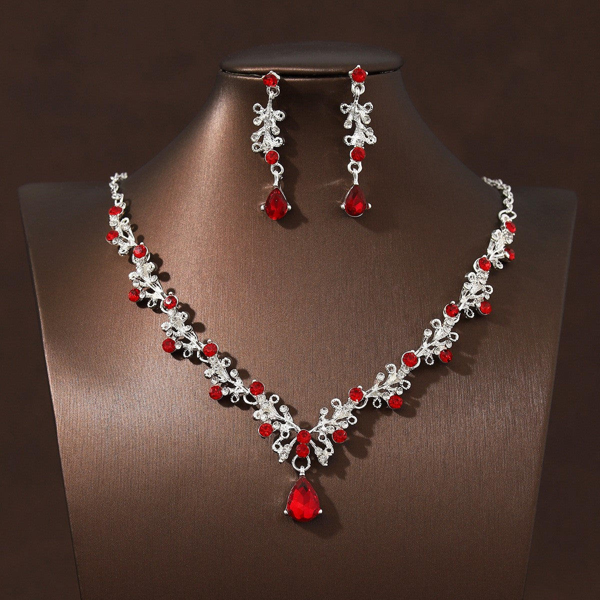 Classy Floral Teardrop Necklace & Earring Set
