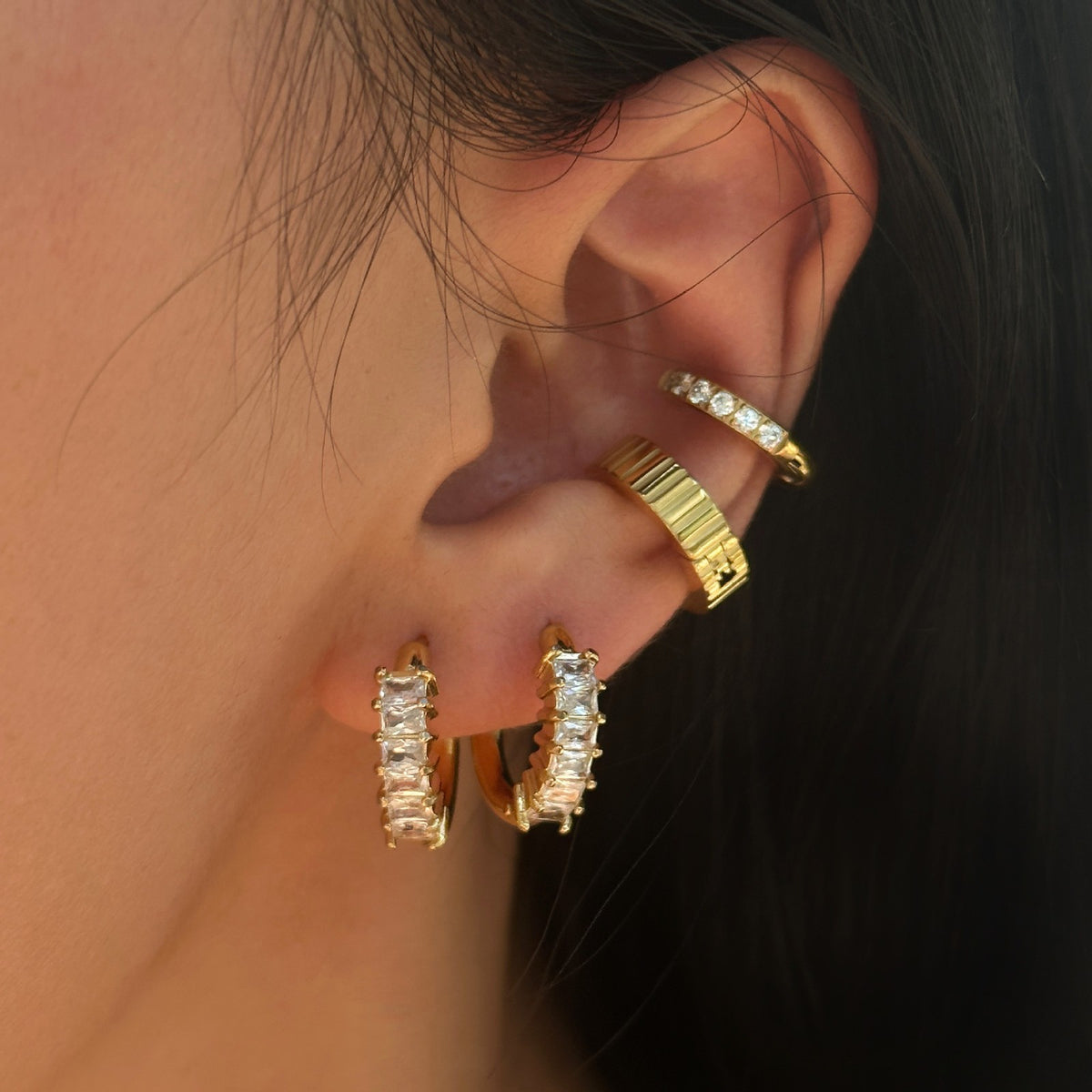 18k Classy Baguette Huggie & Striped Ear Cuff Set