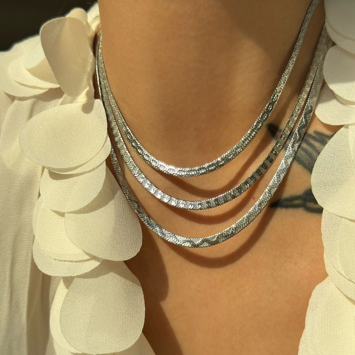 18k Vintage Textured Herringbone Necklace