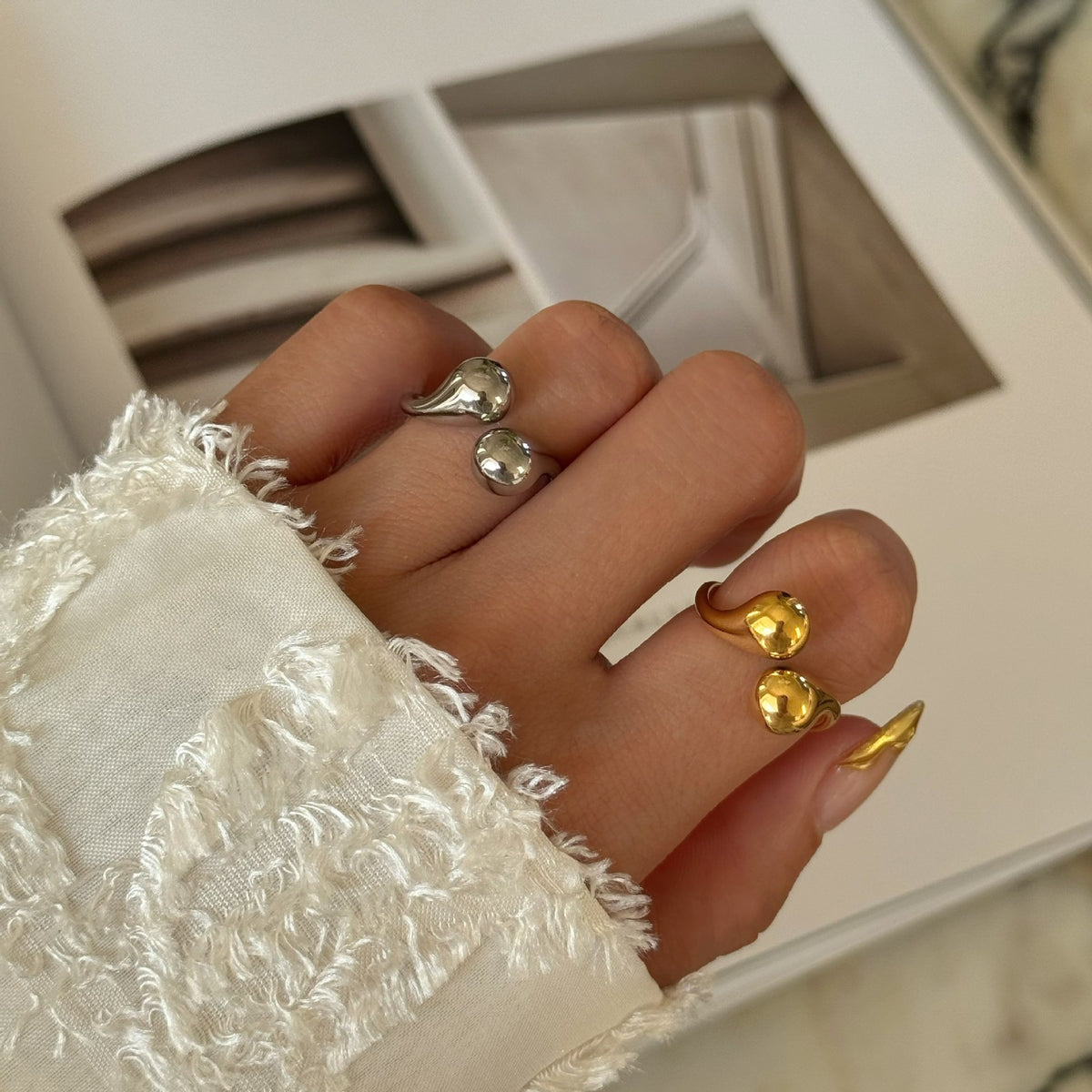 18k Dainty Teardrop Open Ring