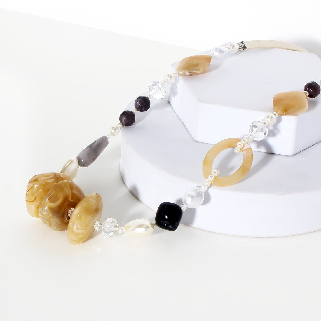 Classy Amber Geometric Resin Necklace