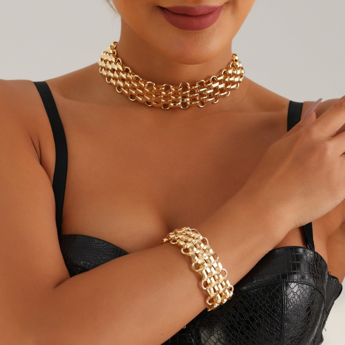 Classy Woven Link Choker Necklace and Bracelet Set