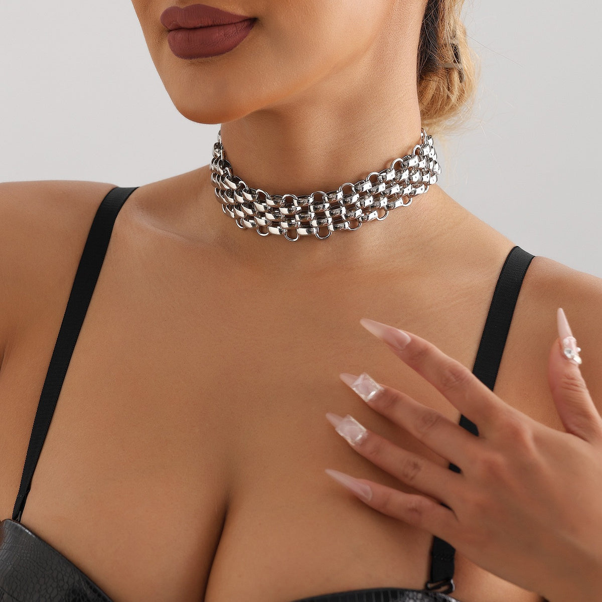 Classy Woven Link Choker Necklace and Bracelet Set