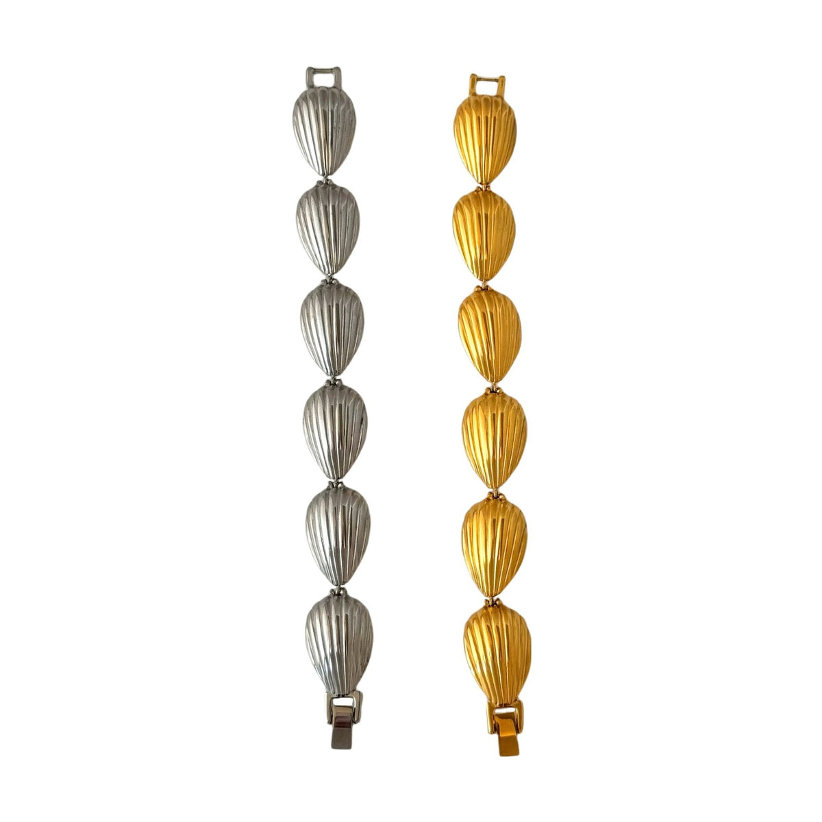 Classy Ribbed Shell Link Bracelet