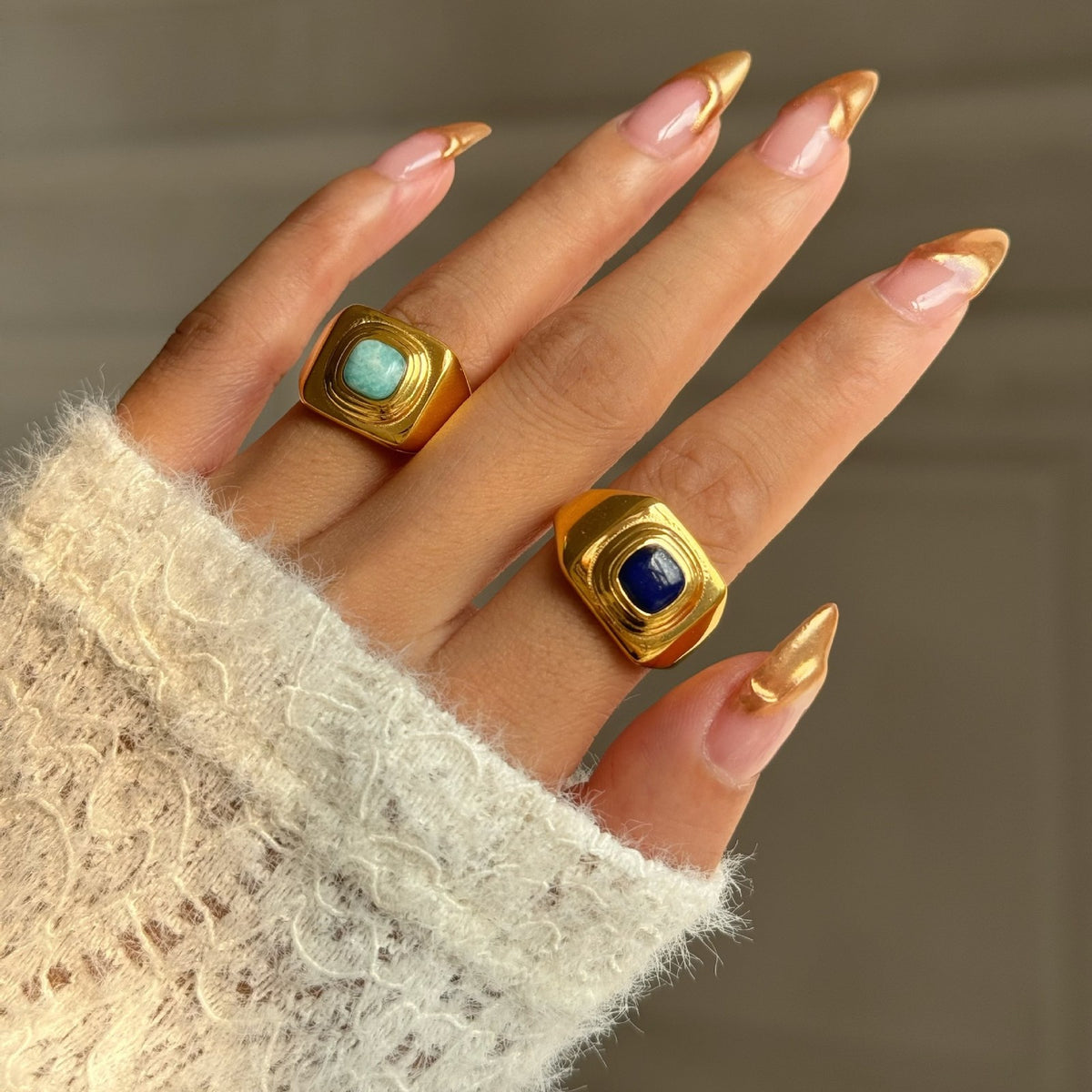 18k Classy Geometric Stone Signet Ring