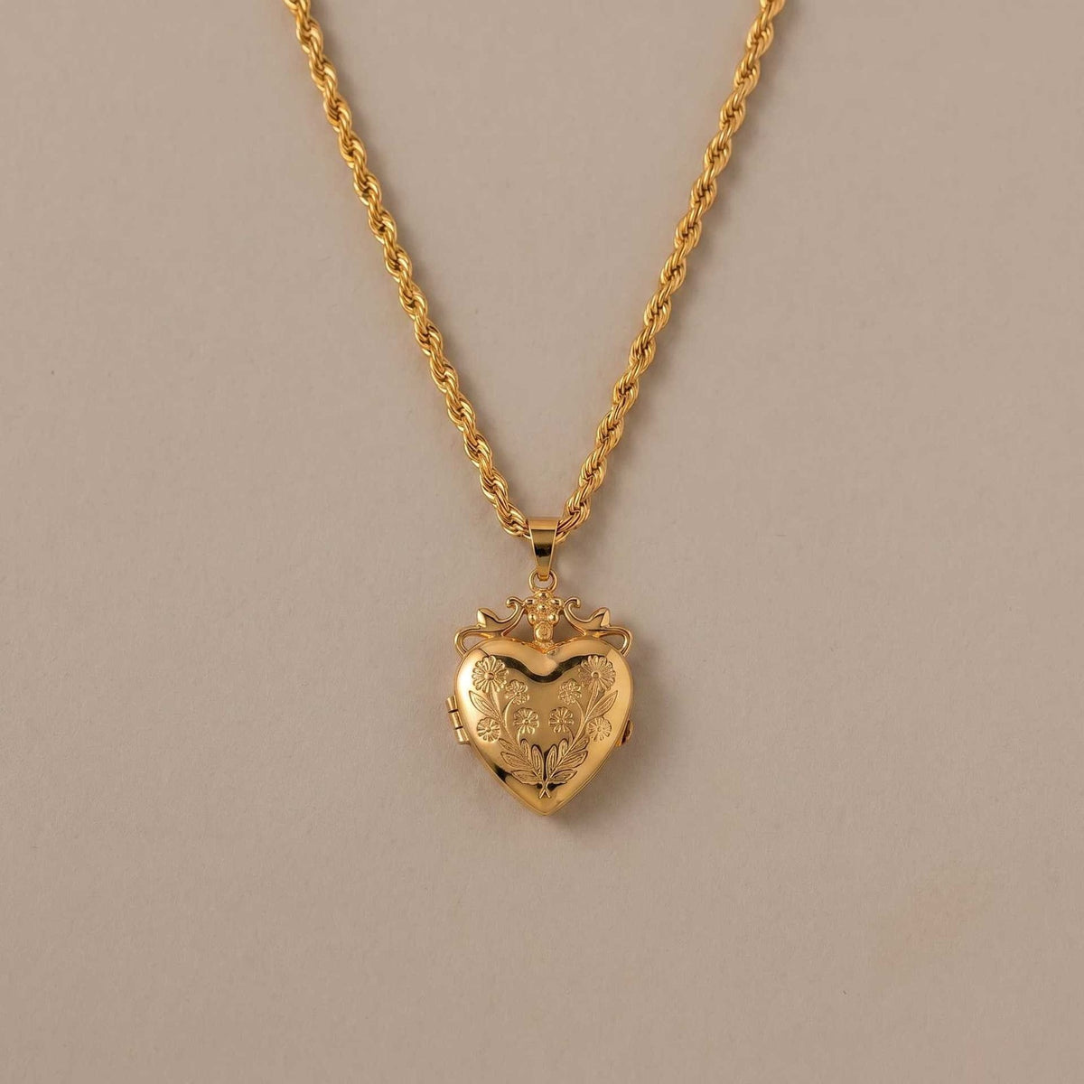 18k Romantic Floral Heart Locket Necklace