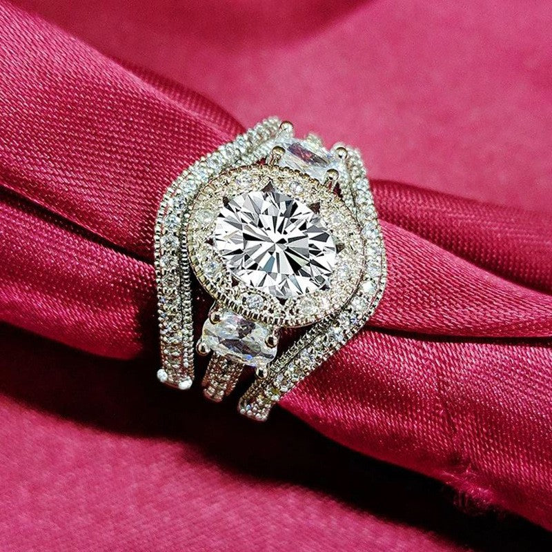 Classy Oval Cut Bridal Ring Set
