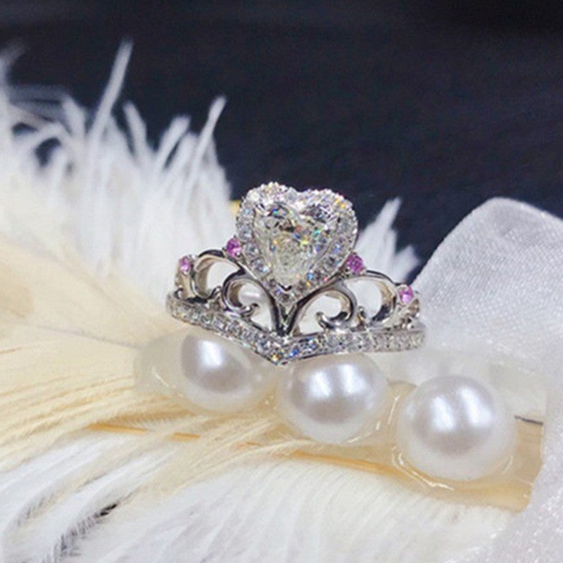 Romantic Crown Heart Zircon Ring