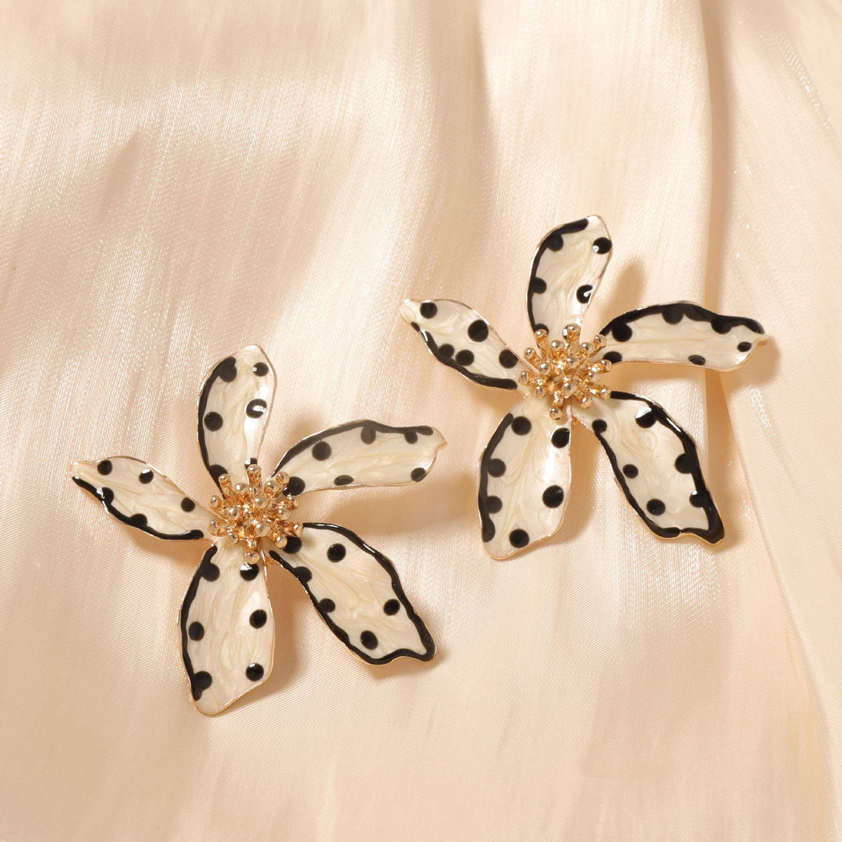 Classy Multicolor Polka Dot Flower Stud Earrings