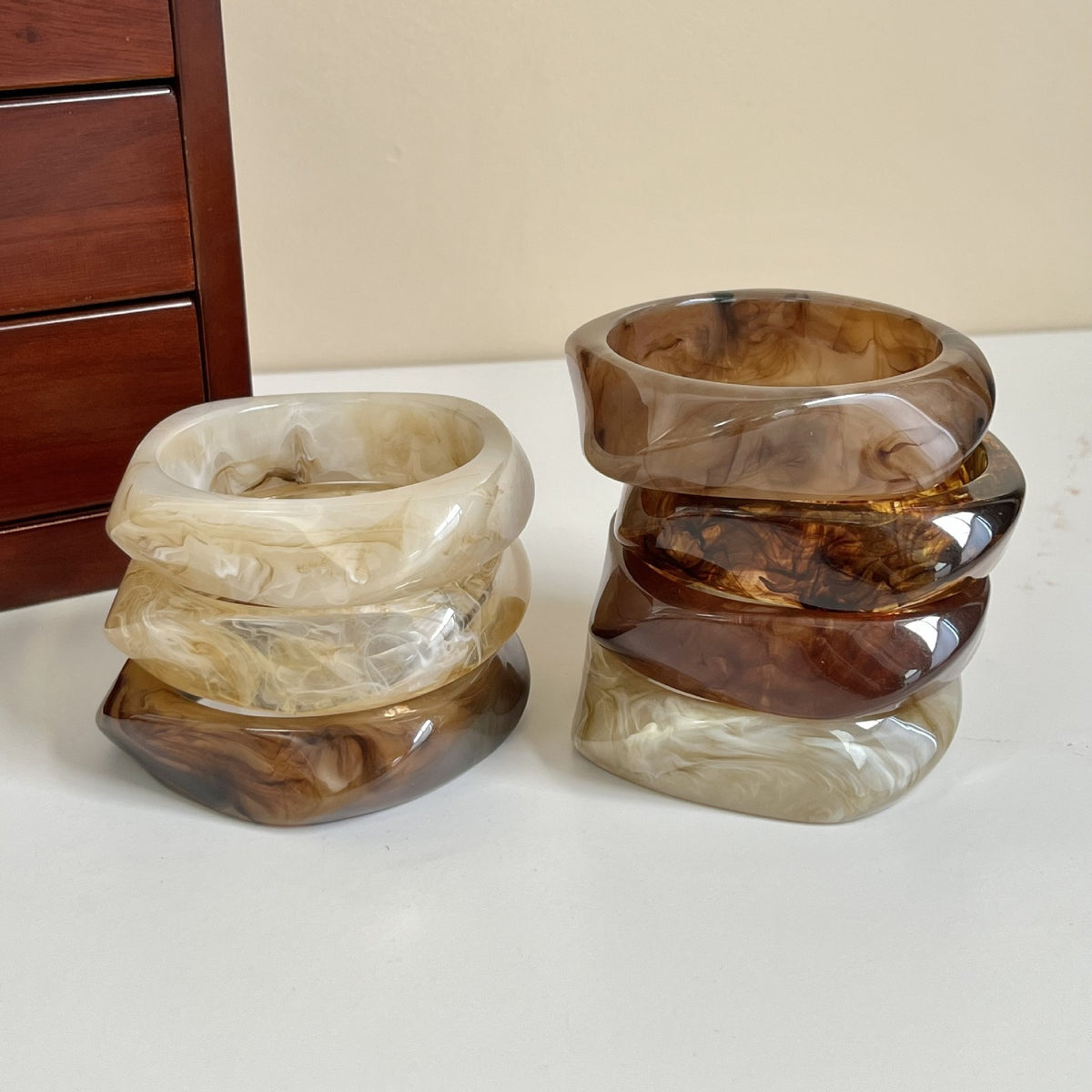 Classy Marbled Geometric Resin Bangle Set
