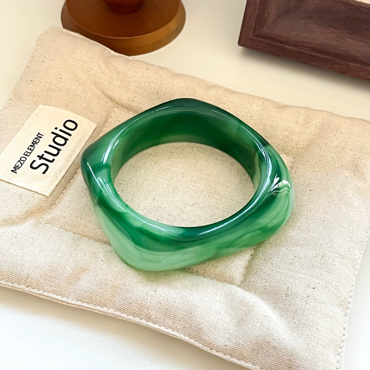 Classy Marbled Geometric Resin Bangle Set