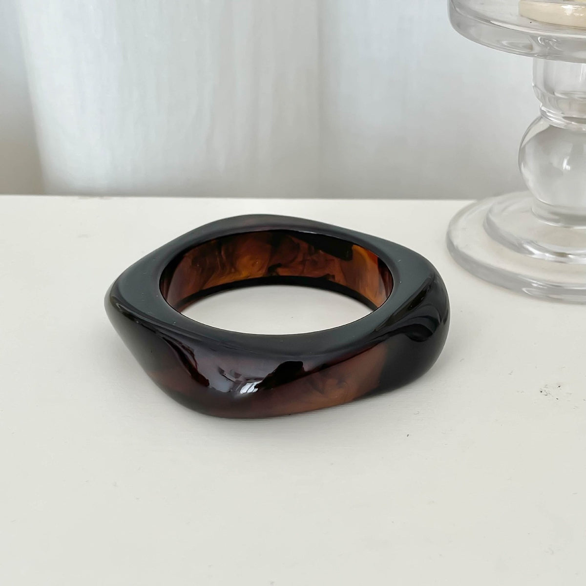 Classy Marbled Geometric Resin Bangle Set