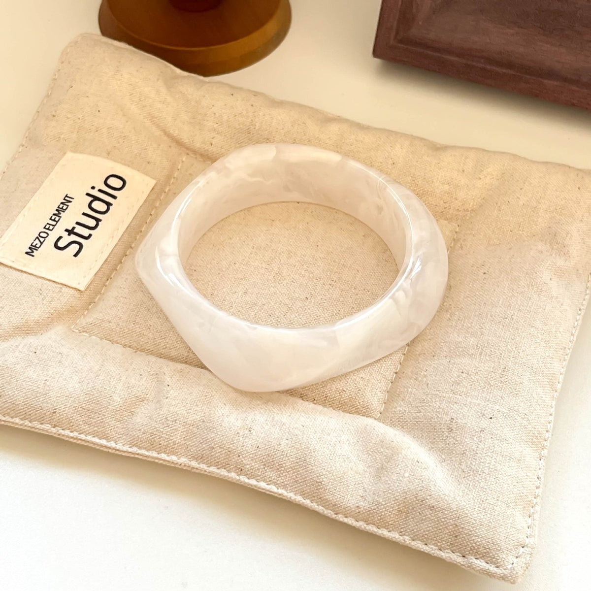 Classy Marbled Geometric Resin Bangle Set