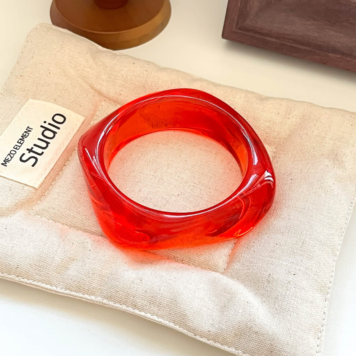 Classy Marbled Geometric Resin Bangle Set