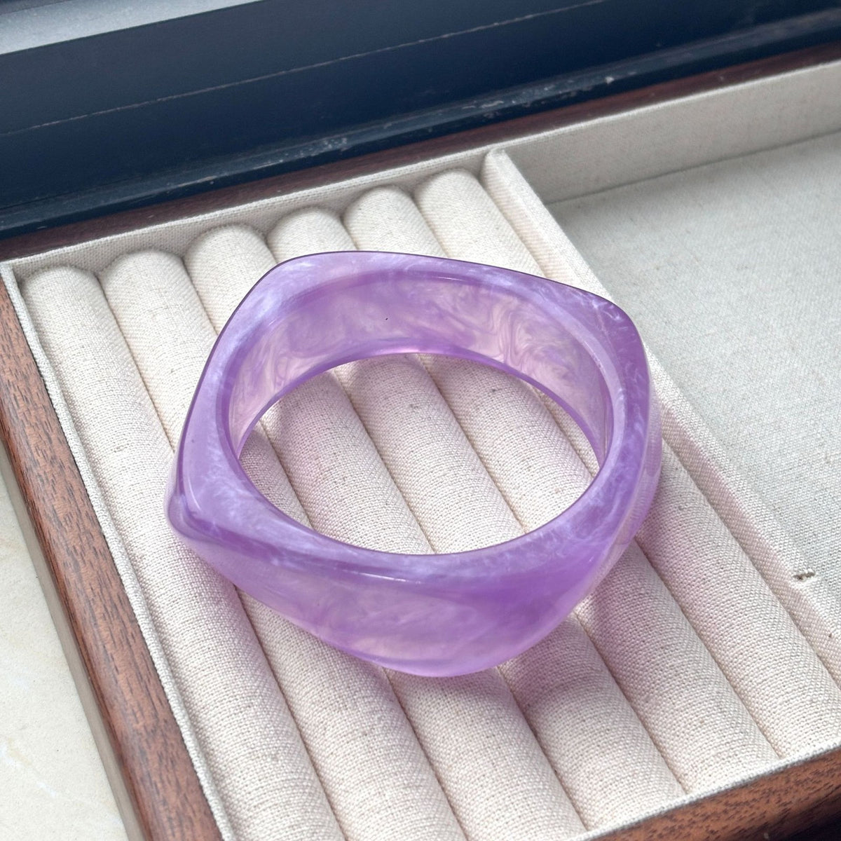 Classy Marbled Geometric Resin Bangle Set