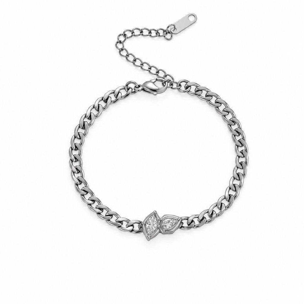 18k Classy Teardrop Curb Chain Necklace