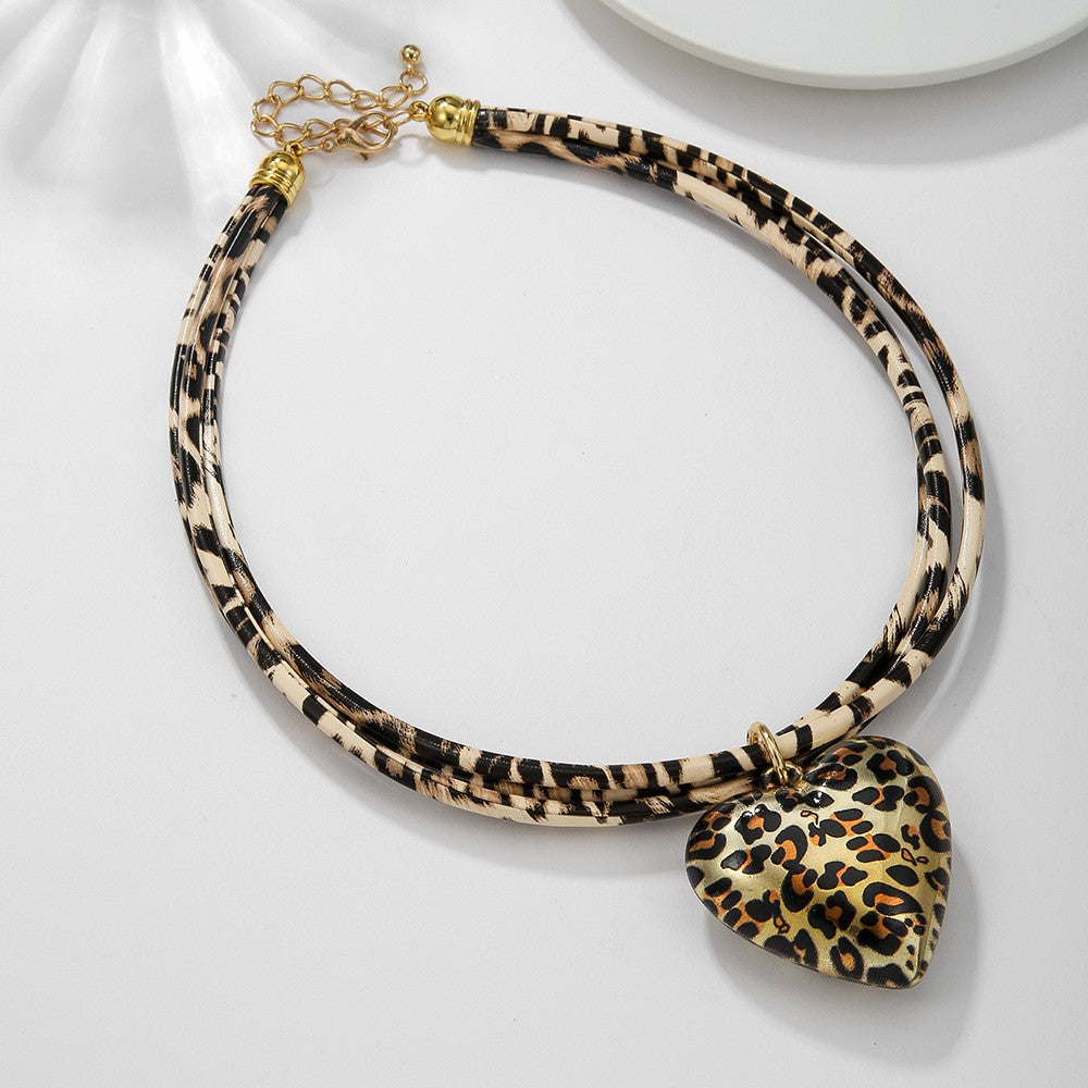 Classy Leopard Print Heart Choker Necklace