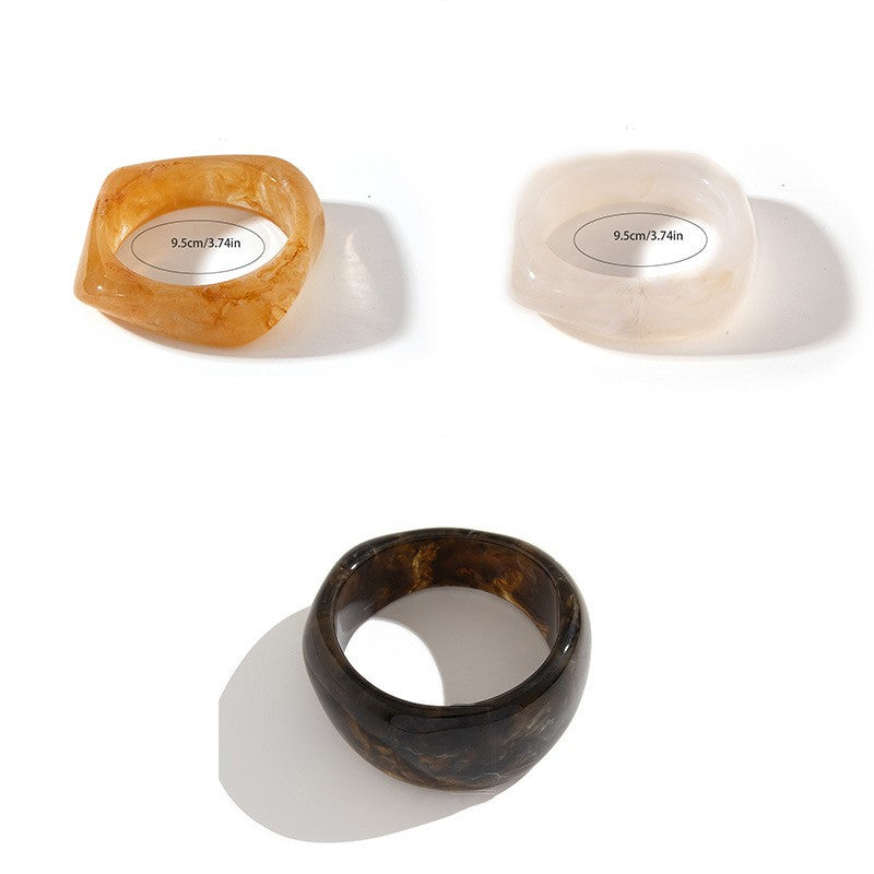 Classy Vintage Marbled Resin Bangle