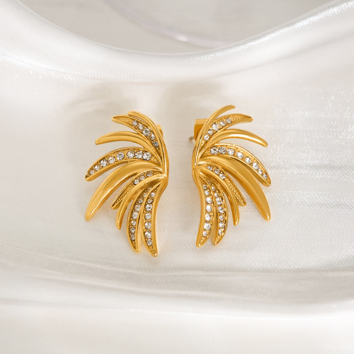 18k Vintage Rhinestone Leaf Stud Earrings