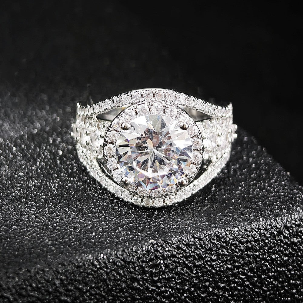 Classy Round Halo Zircon Statement Ring