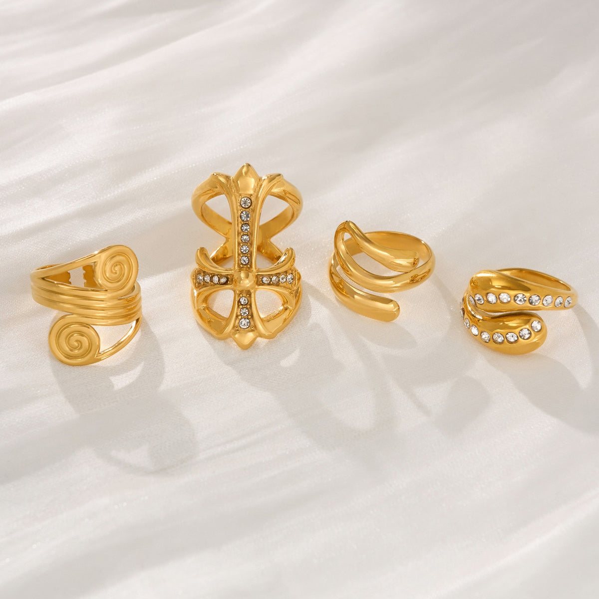 14k Classy Cross Crown Statement Ring