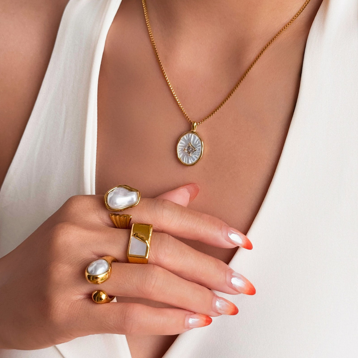 18k Boho Geometric Pearl Ring Set
