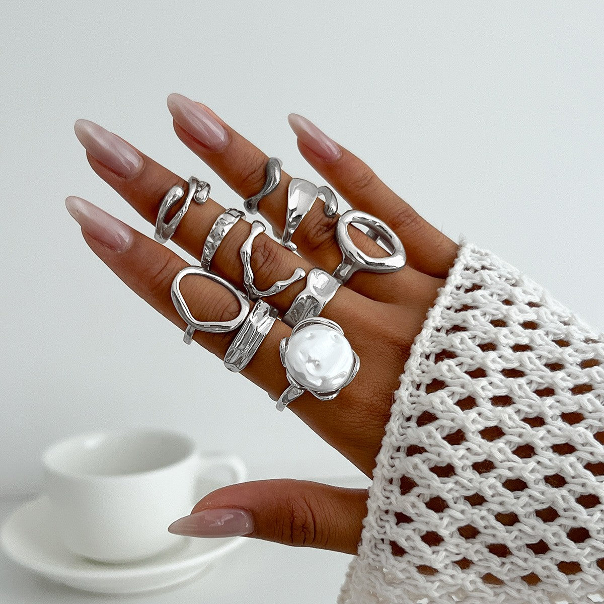 Classy Baroque Faux Pearl Knuckle Ring Set
