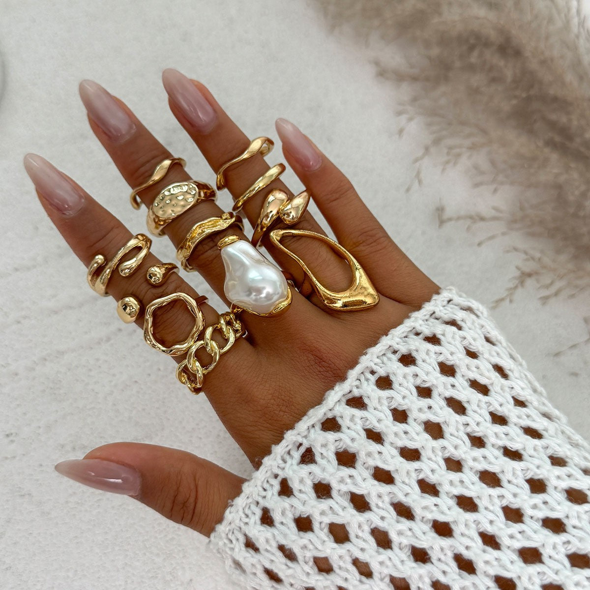 Classy Baroque Faux Pearl Knuckle Ring Set