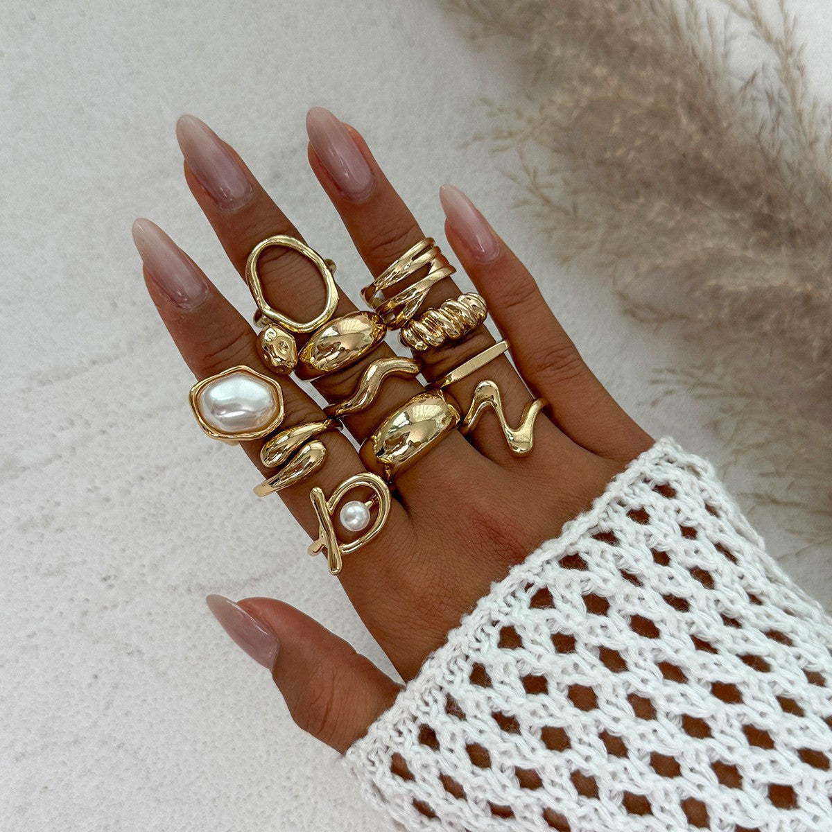 Classy Baroque Faux Pearl Knuckle Ring Set