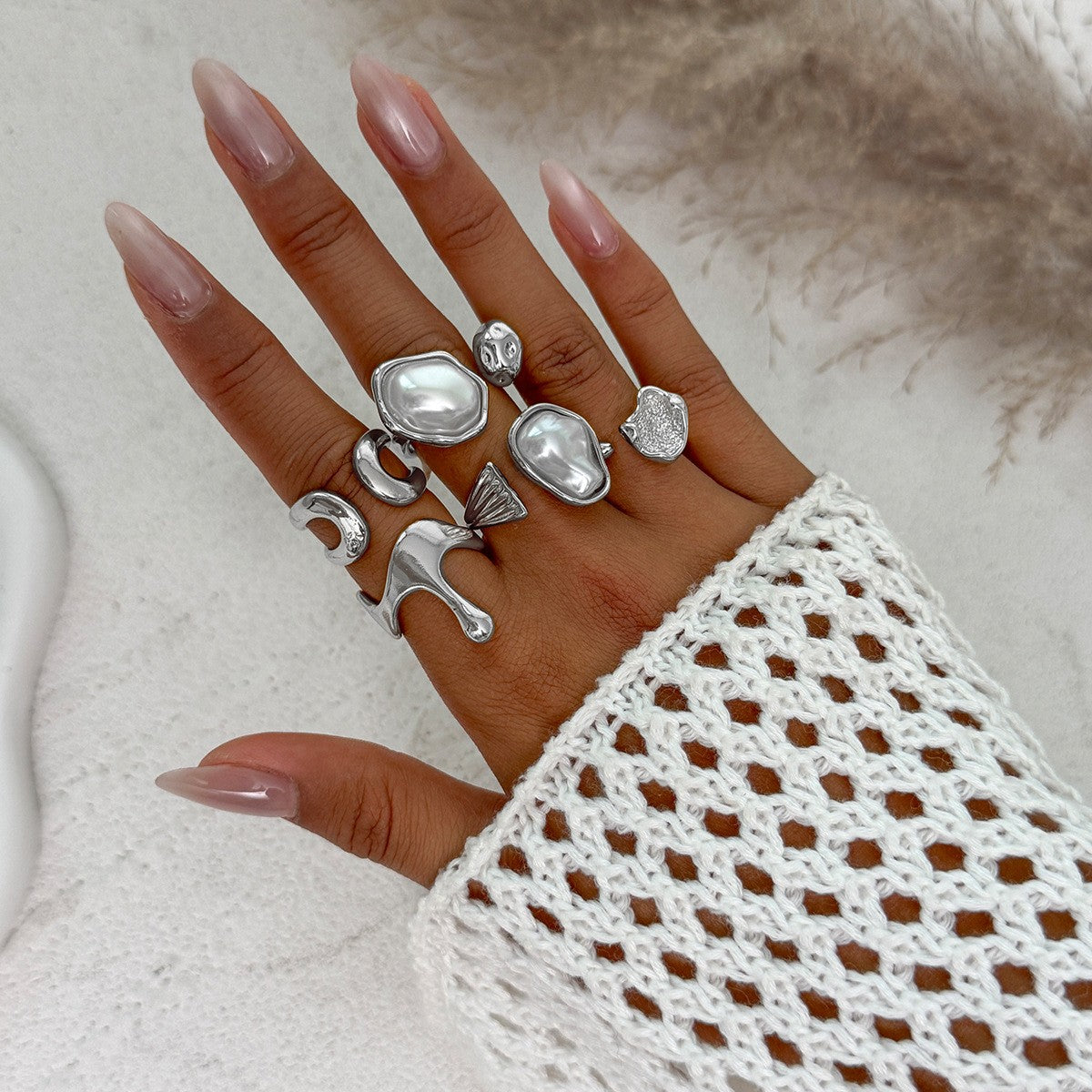Classy Baroque Faux Pearl Knuckle Ring Set