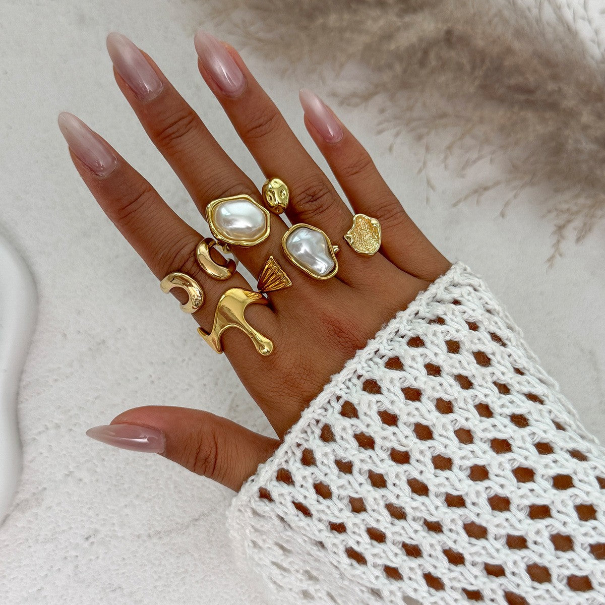 Classy Baroque Faux Pearl Knuckle Ring Set