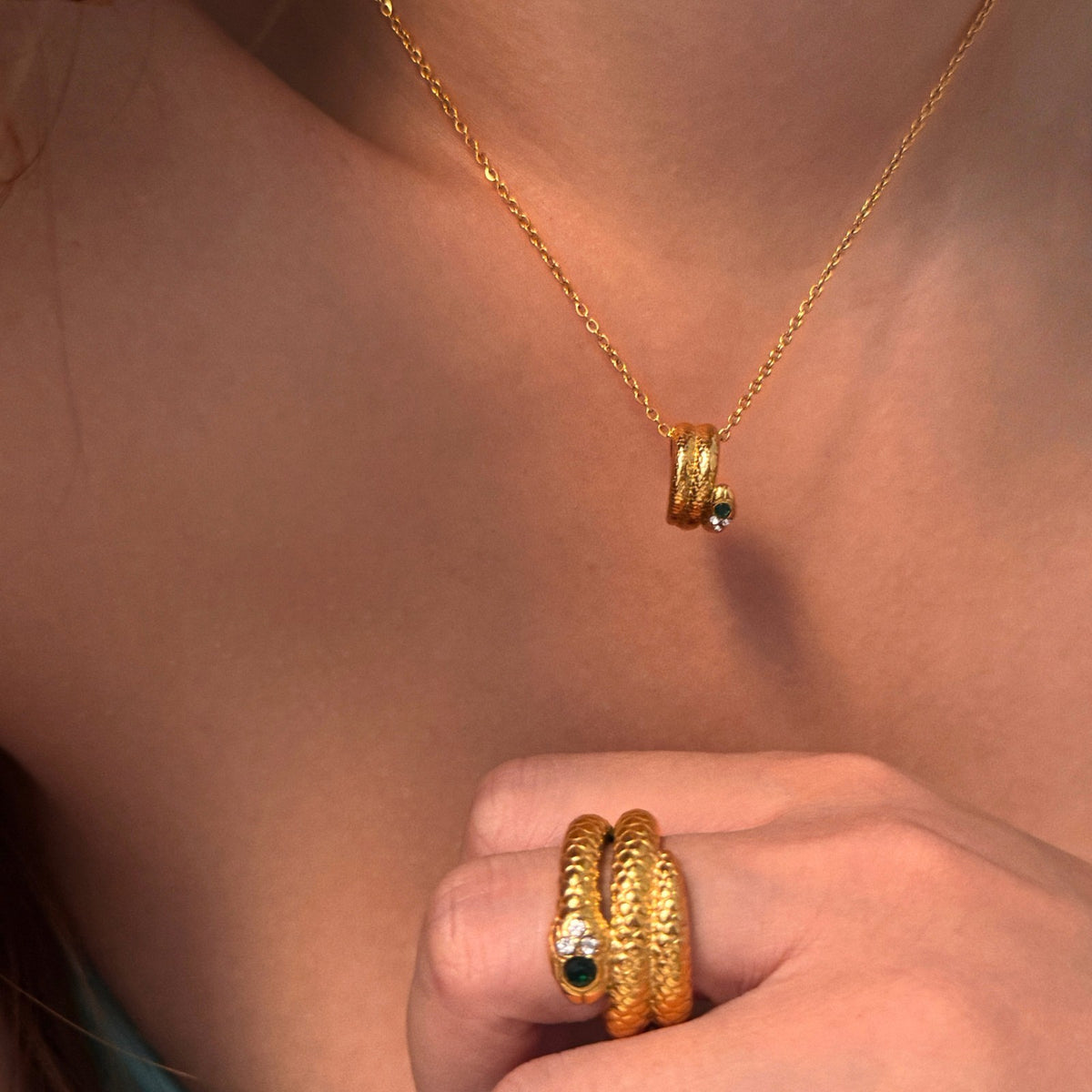 14k Vintage Snake Wrap Ring