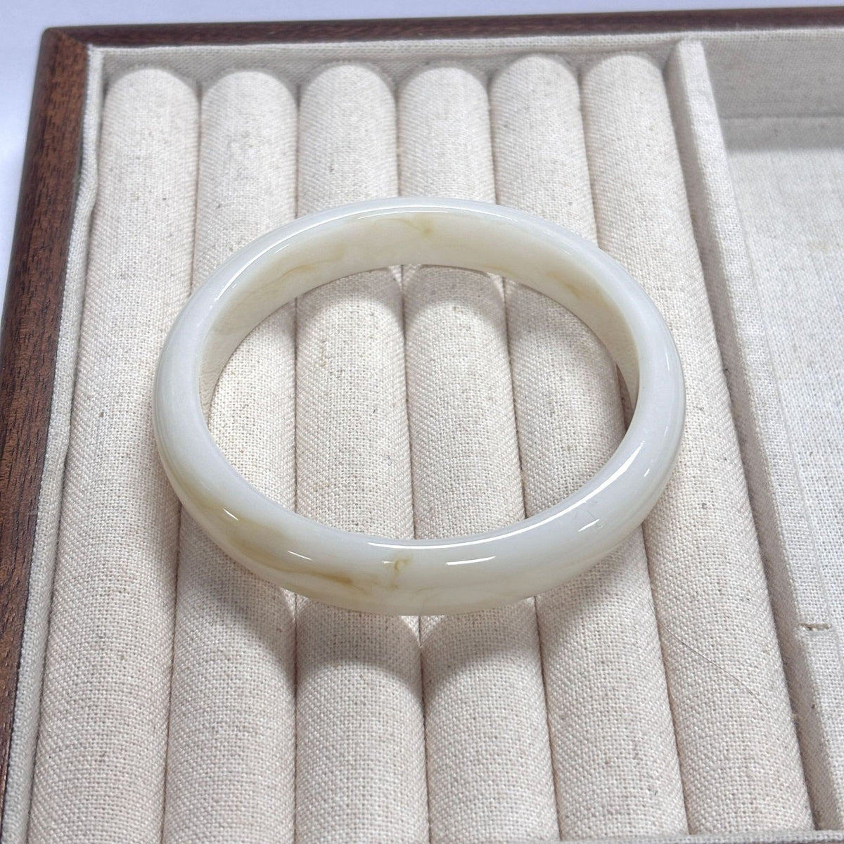 Classy Amber Marbled Resin Bangle Set