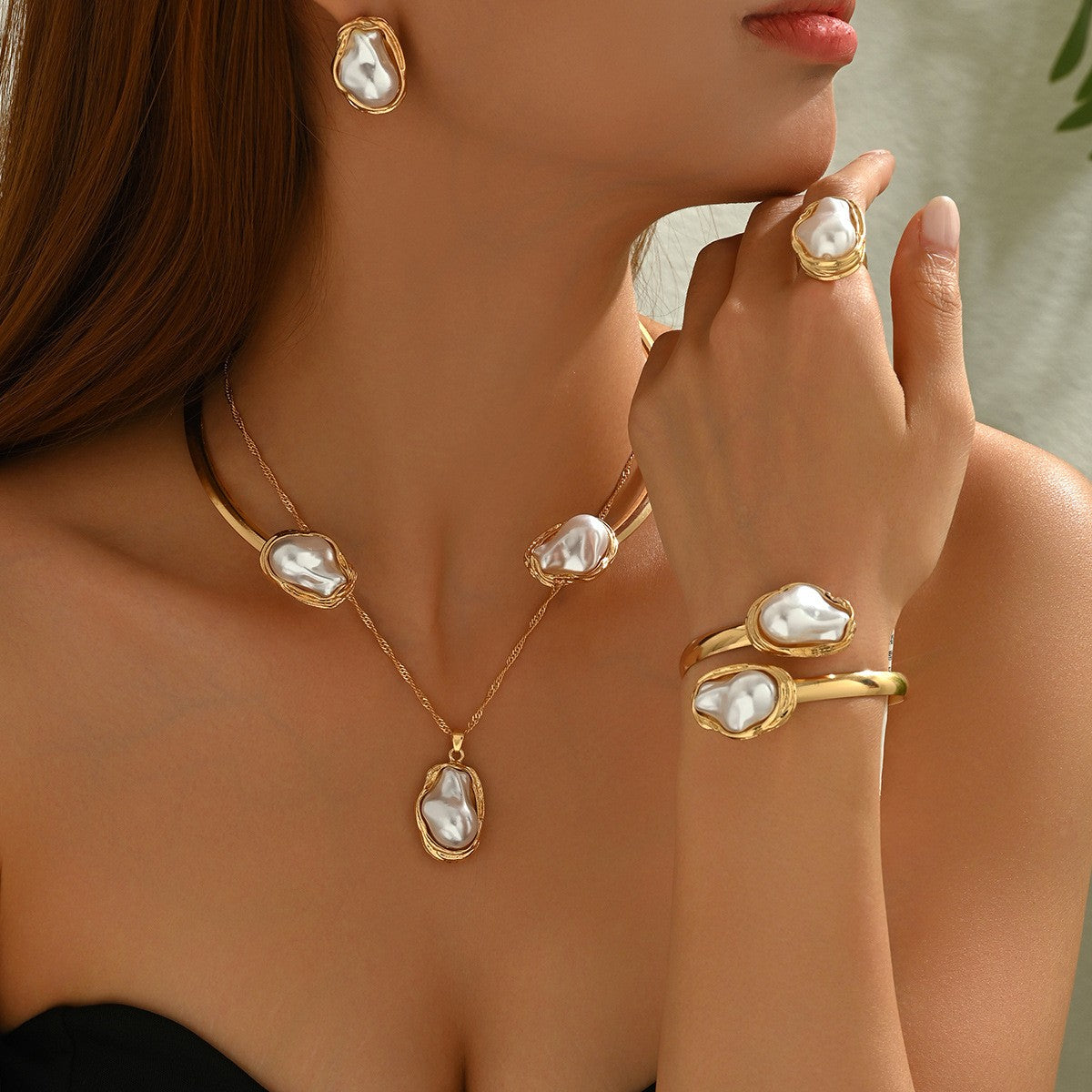 Classy Irregular Faux Pearl Necklace, Bracelet & Earring Set