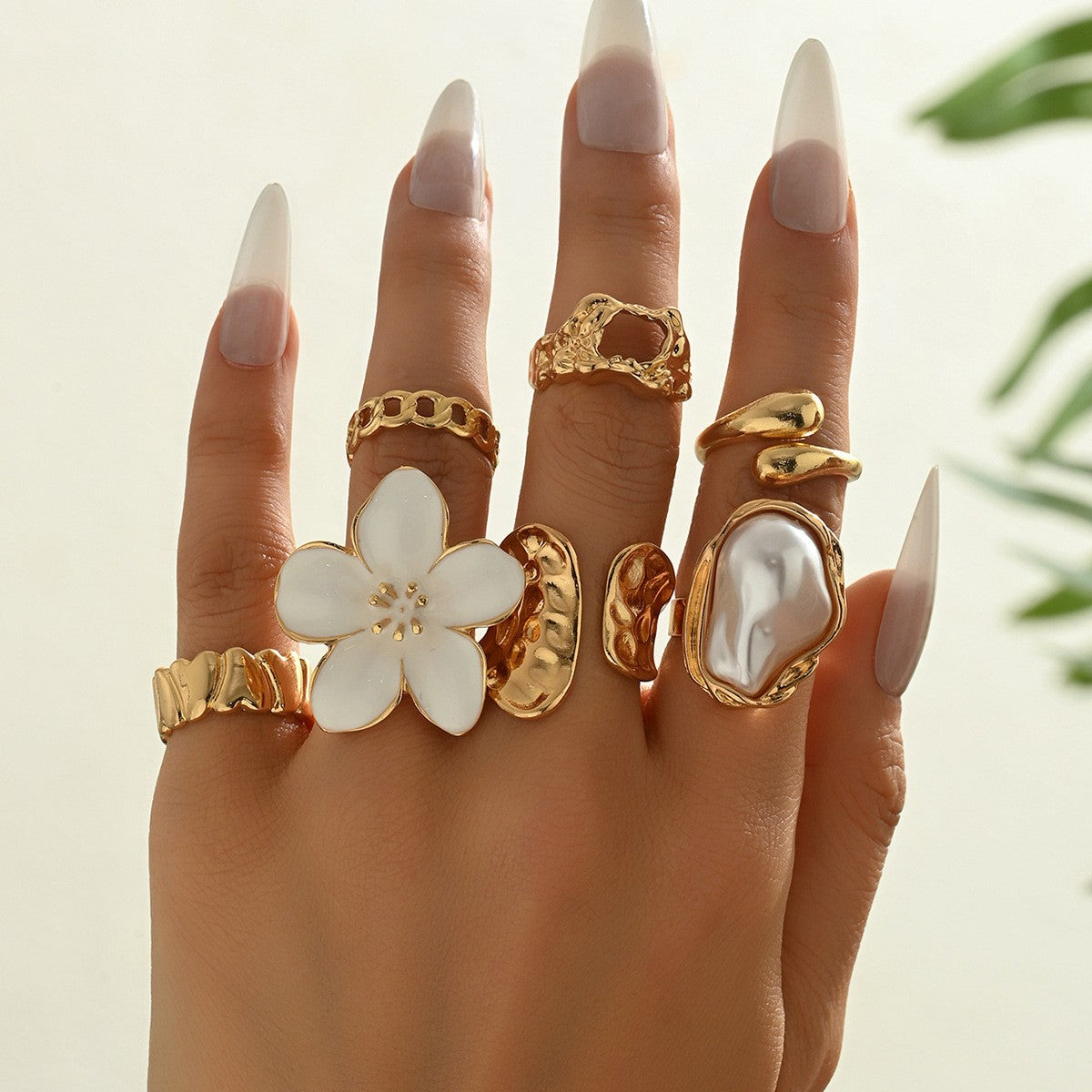 Classy Floral & Pearl Open Ring Set