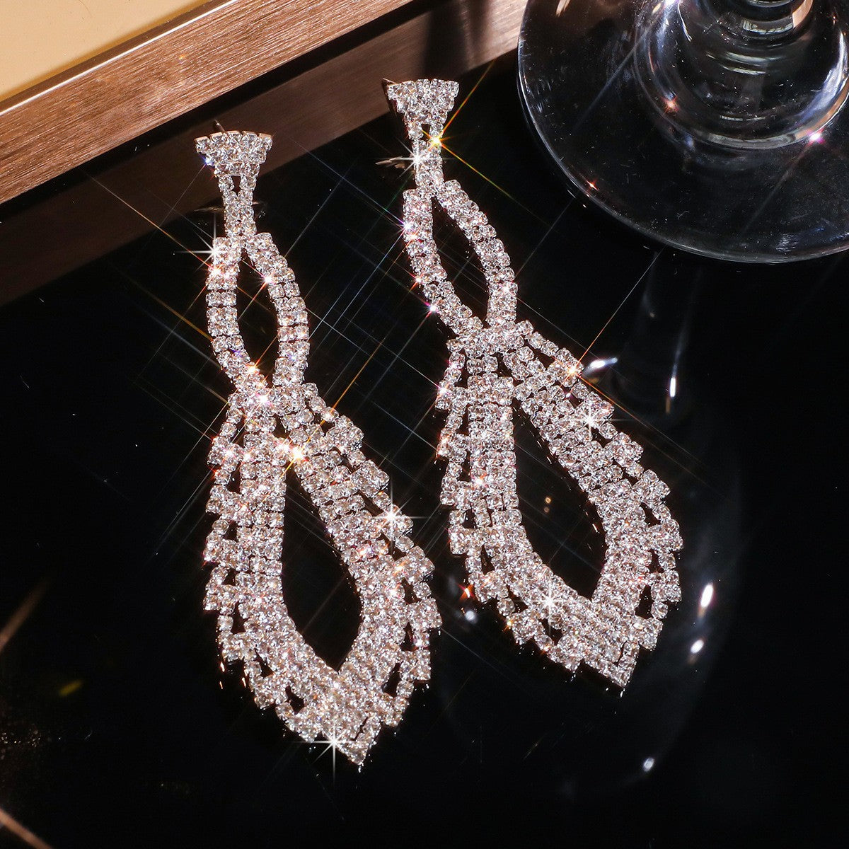 Classy Rhinestone Geometric Dangle Earrings