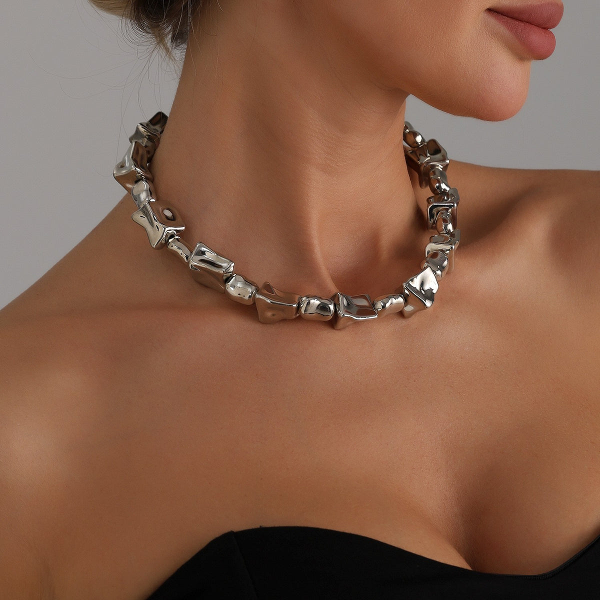 Classy Irregular Geometric Collarbone Necklace