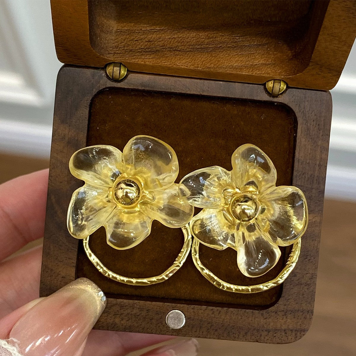 Classy Translucent Resin Flower Hoop Earrings