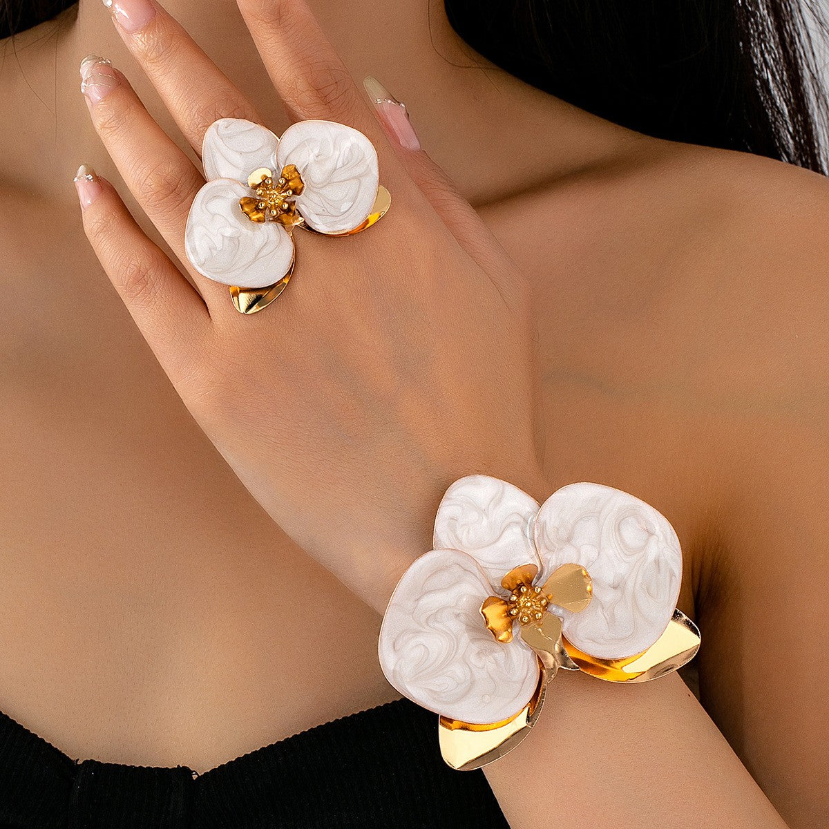 Romantic White Marbled Flower Bangle & Ring Set