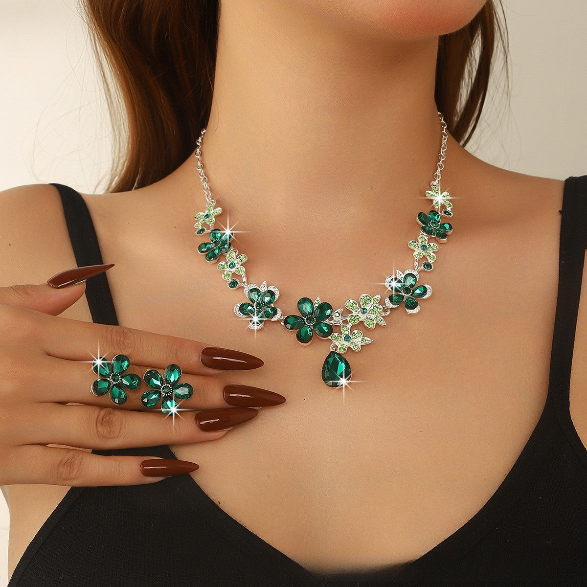 Elegant Emerald Floral Necklace & Earring Set