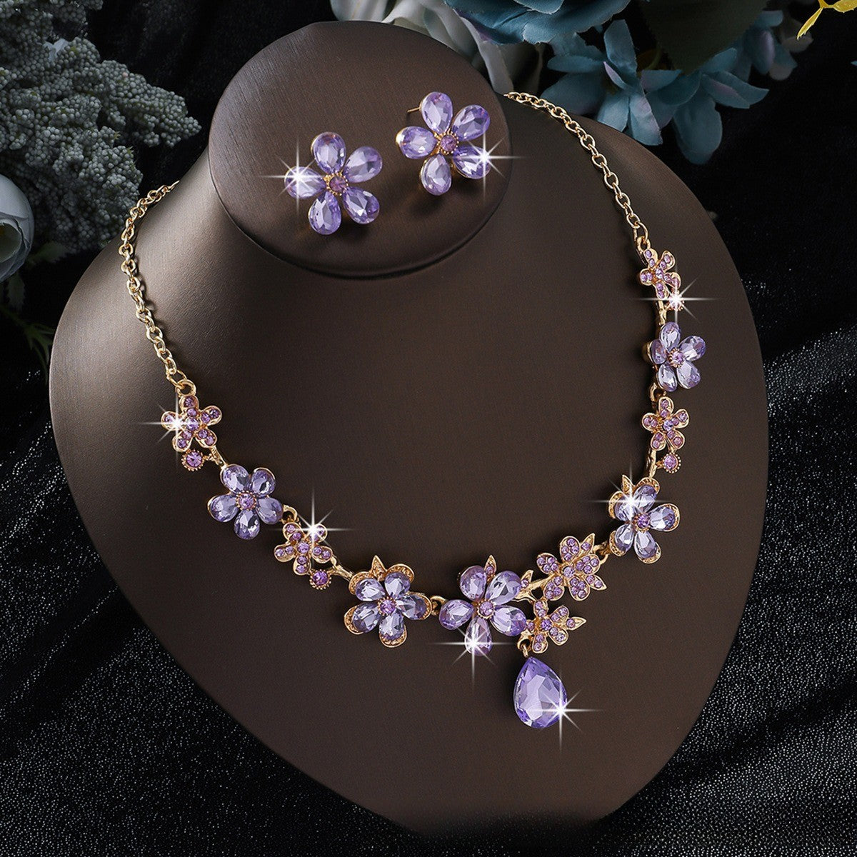 Elegant Emerald Floral Necklace & Earring Set
