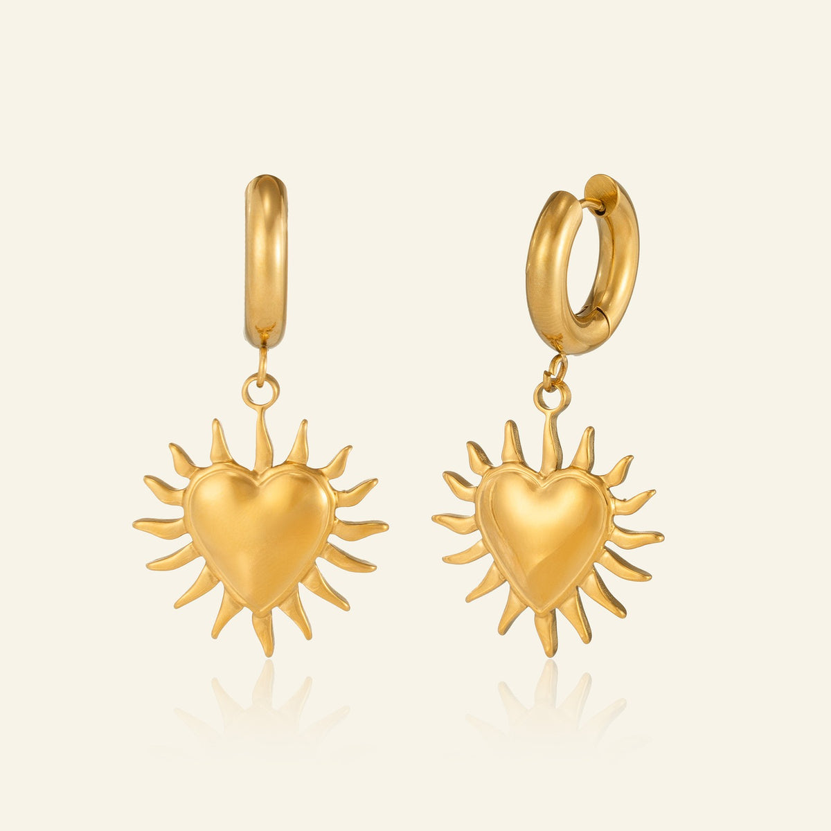 18k Dainty Sunburst Heart Necklace & Earring Set