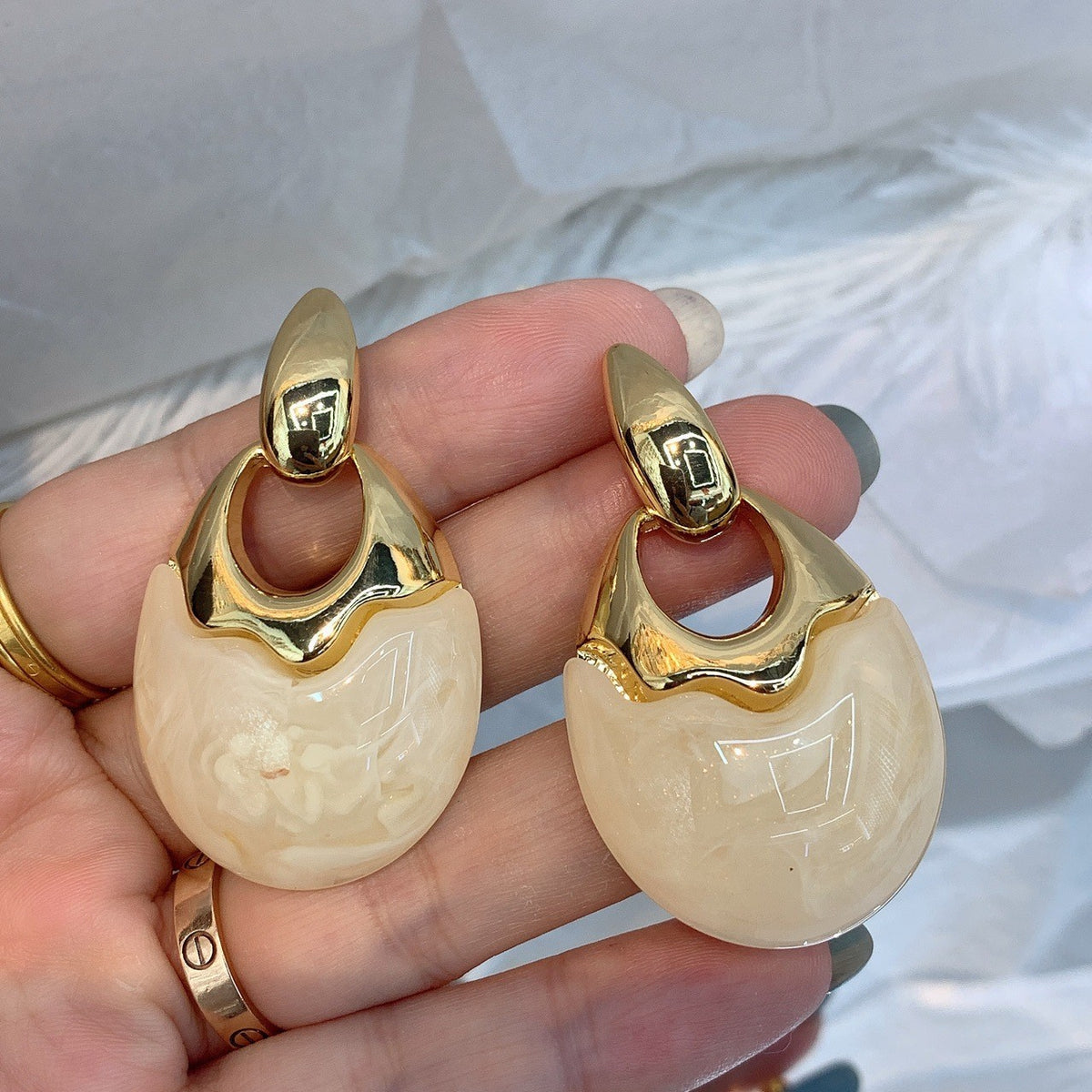 Vintage Geometric Resin Dangle Earrings