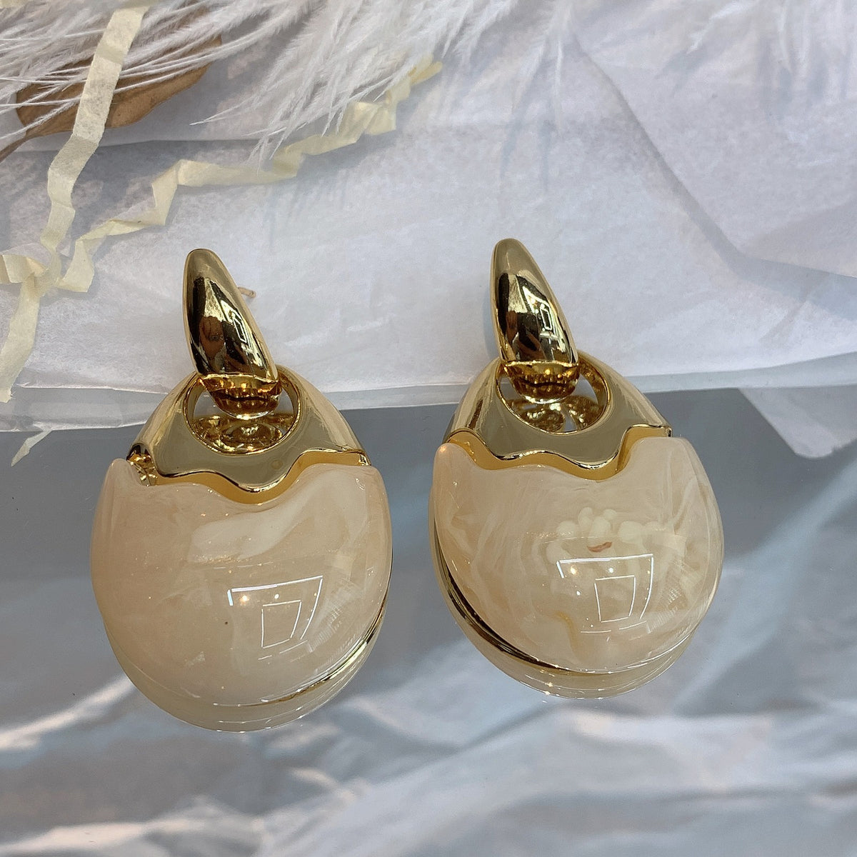 Vintage Geometric Resin Dangle Earrings